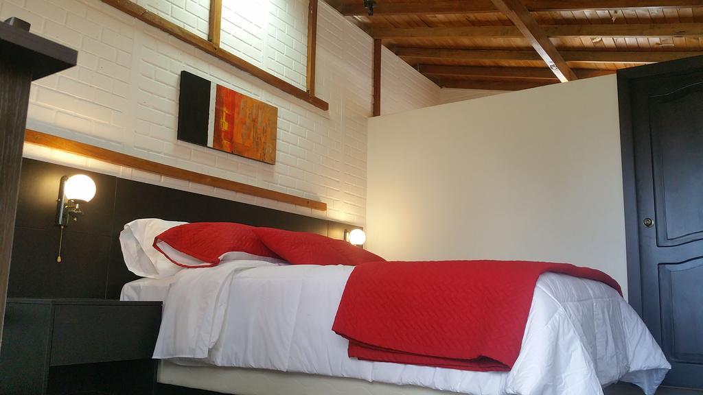 Hosteria Rosa Blanca Пуэмбо Экстерьер фото