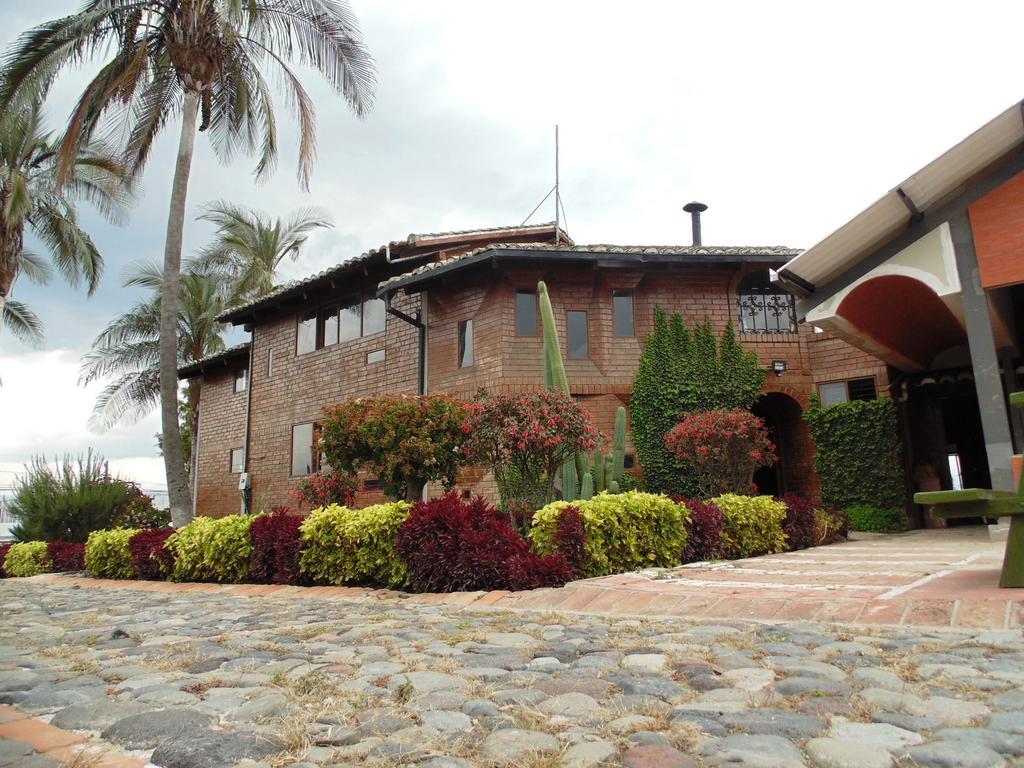 Hosteria Rosa Blanca Пуэмбо Экстерьер фото